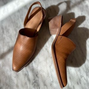 Never worn Madewell leather slingbacks. Color “English Saddle.” Size 9 1/2.